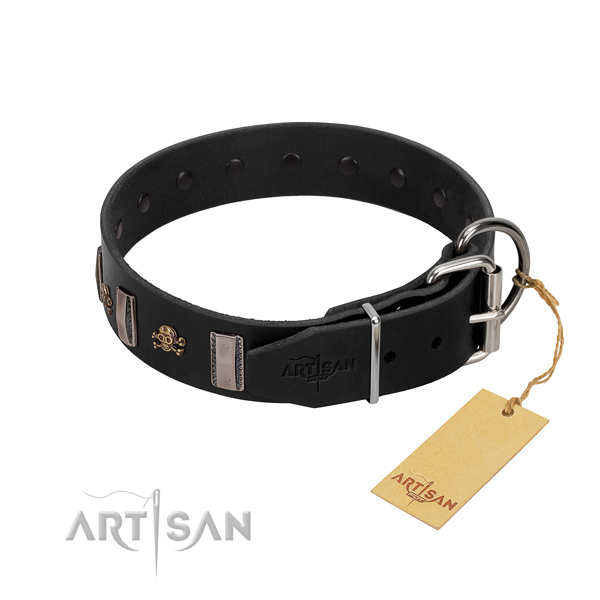 Easy adjustable genuine leather dog collar for easy wearing